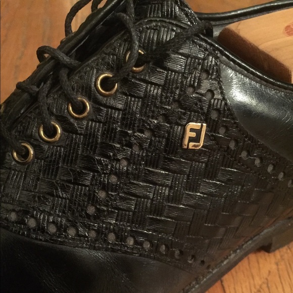 mens classic golf shoes